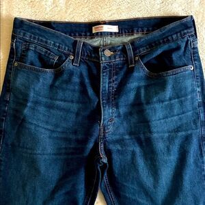 Men’s Levi’s Signature Athletic Straight Leg Jeans 36W 34L Medium Wash Denim